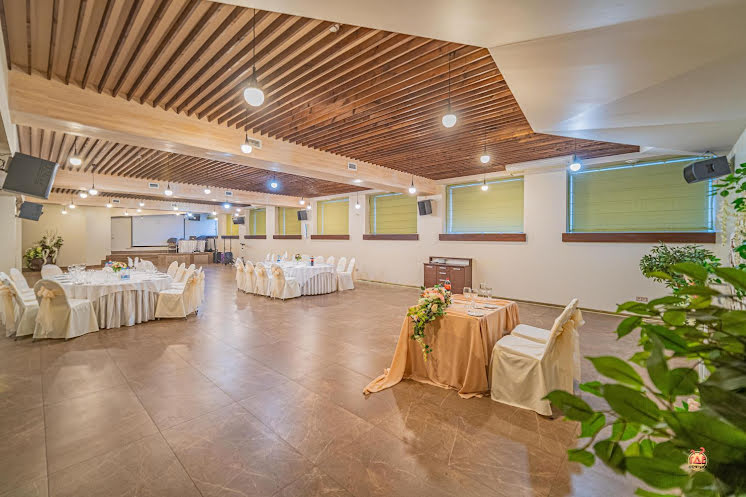 Ореховый зал в «Attimo» фотография №15