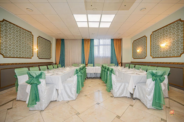 Зал на 40 человек в «Белая ворона» фотография №1