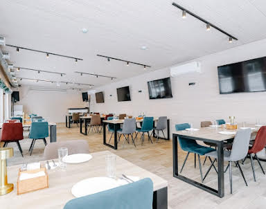 Выпускной в Red House