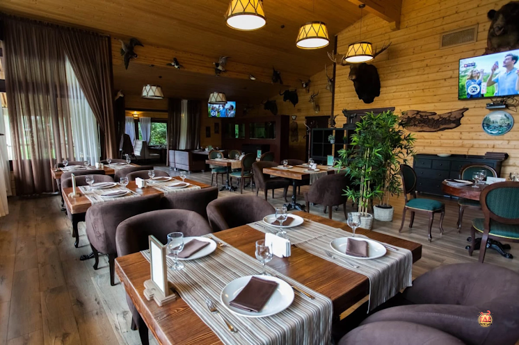 Ресторан «Шале» в «Рыболовная усадьба - Парк-отель Остров» фотография №3