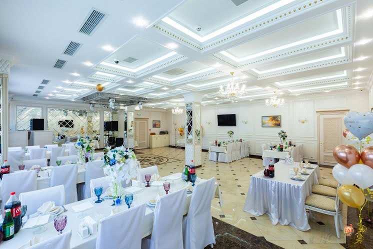 Зал на 100 человек в «Заря» фотография №1