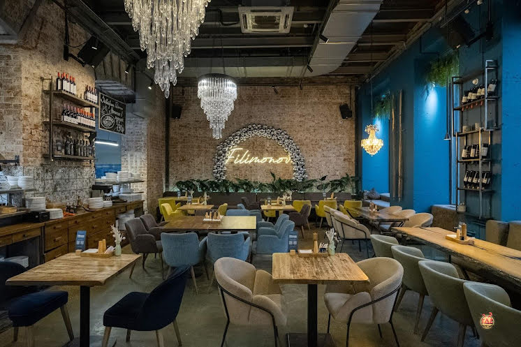 Большой зал в «Filimonov bistro» фотография №1
