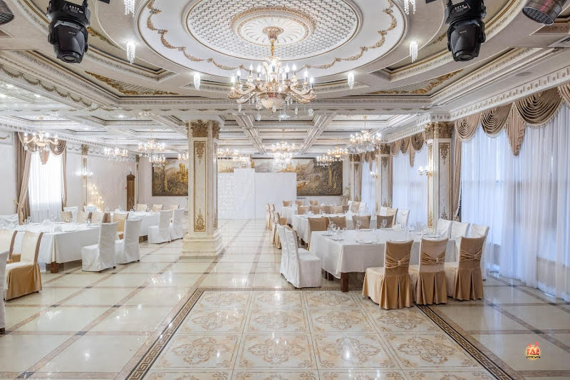 Император фотография №9