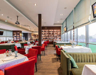  ресторан Трибуна