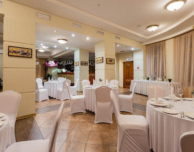  ресторан Особняк в парке Сосновка