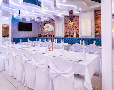 Новый год в Артист