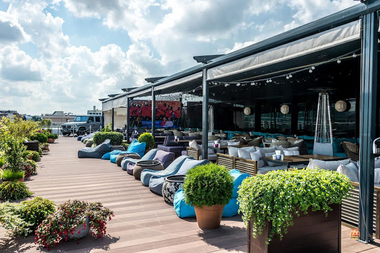 Летняя терраса  в «VASILCHUKÍ Chaihona №1» фотография №8