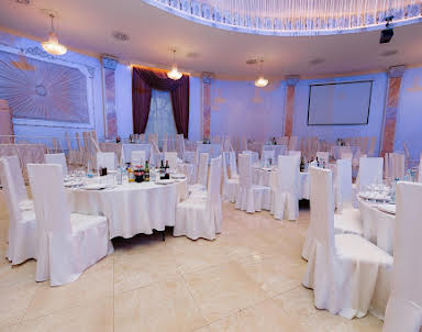  ресторан Колизей Холл