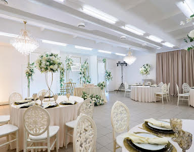  ресторан Hellen hall