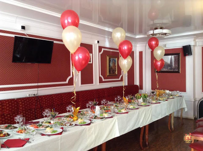 Зал на 70 человек в «Венский Дворик» фотография №15