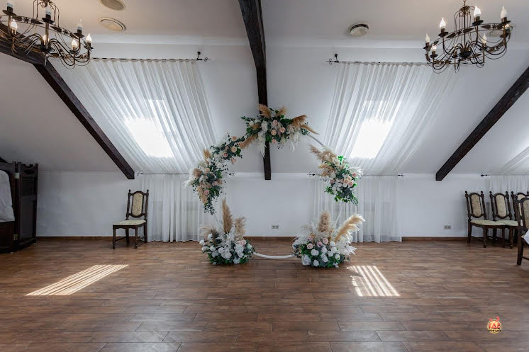 Средний зал в «Тонакан» фотография №6