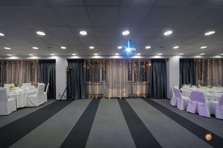 Зал «МОСКВА» в «Marins Park Hotel Mocква Пражская» фотография №16