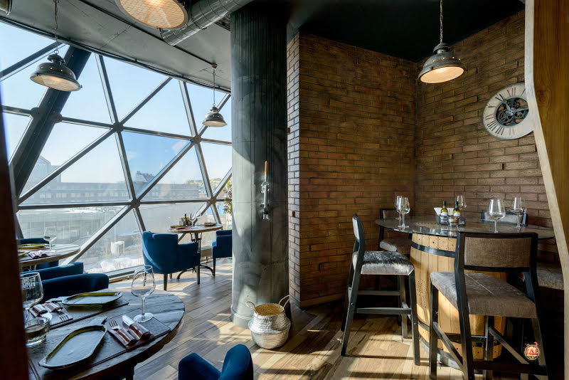 Гриль и бутыль фотография №10