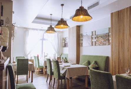 Малый зал  в Малый зал 