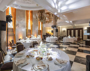  ресторан Hilton Moscow Leningradskaya