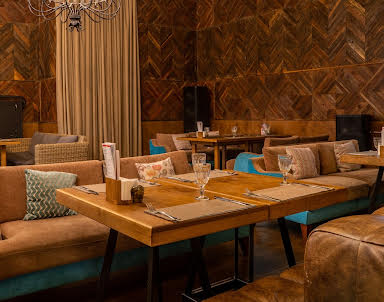  ресторан GRAND Урюк на Ленинградском