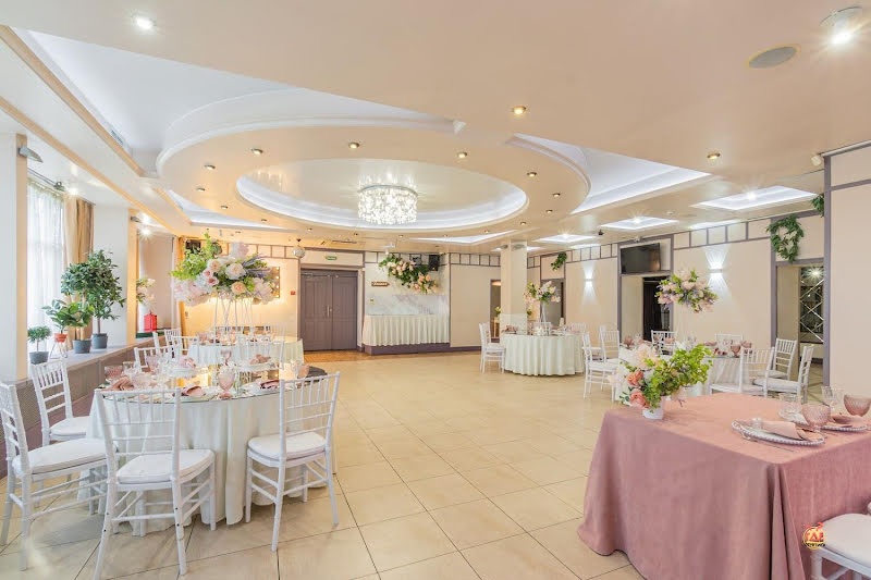 Liris Hall на Российском проспекте фотография №6