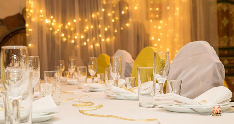 Зал ресторана  в «Три перца» фотография №5