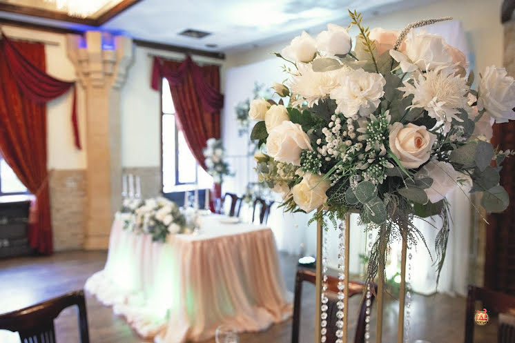 Основной зал в «Мангал» фотография №14