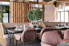 Новый летний ресторан Шале в «Radisson Blu Hotel»
