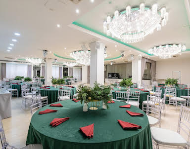  ресторан Republic Hall