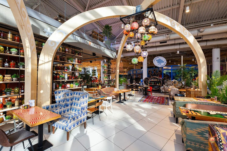 Зал ресторана  в «Чайхона №1 Авиапарк» фотография №4