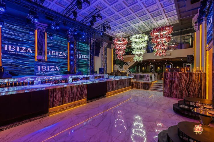Основной зал  в «IBIZA» фотография №3