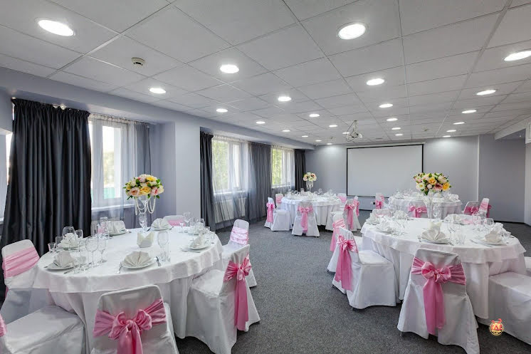 Зал «ЯЛТА» в «Marins Park Hotel Mocква Пражская» фотография №11