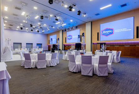 Основной зал  в Основной зал 