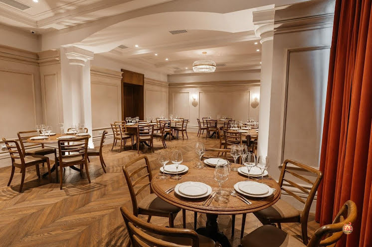 Большая гостиная  в «Сыровар на Мира» фотография №18