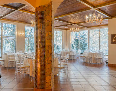  ресторан Мир у Озера