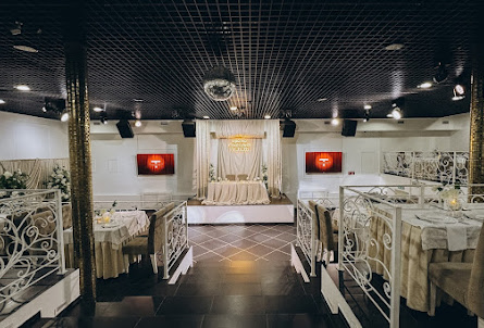 Главный зал в Камерный зал