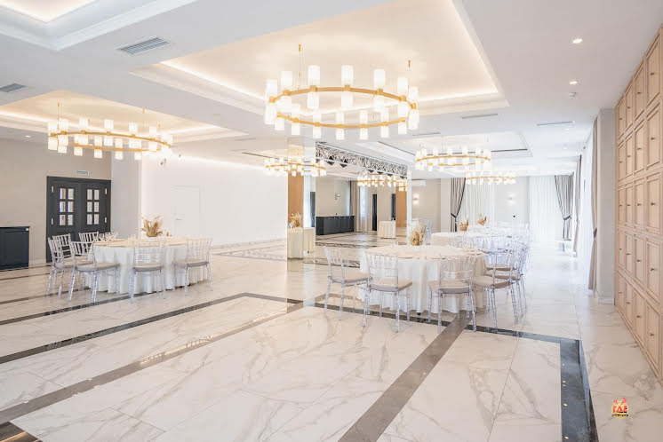 Банкетный зал в «Баден-Баден термы Еткуль» фотография №14