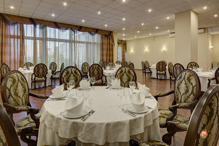 Банкетный зал «Милан» в «Парк Тауэр» фотография №2