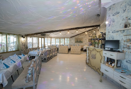 Малый зал в VIP на 1 этаже