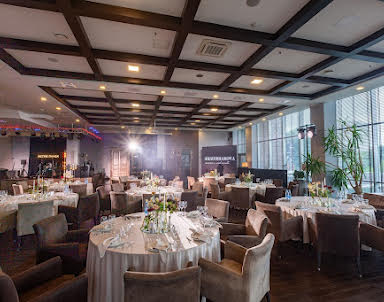  ресторан Astro Plaza