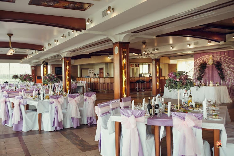 Основной зал  в «Русская усадьба» фотография №6