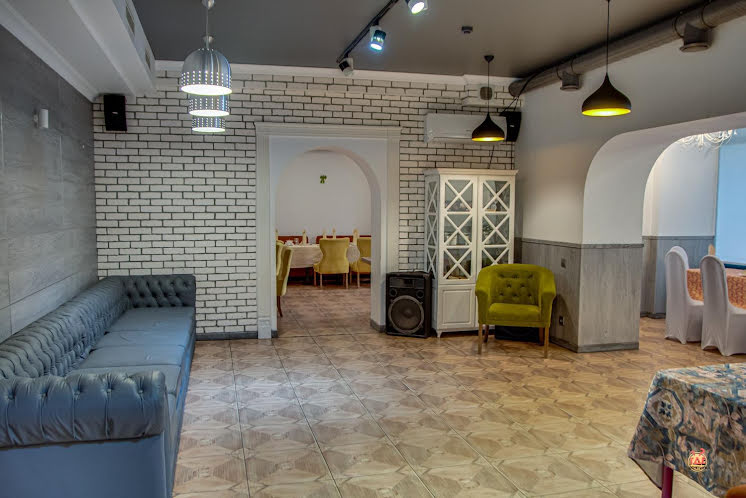 Зал на 25 человек в «Клевер» фотография №10