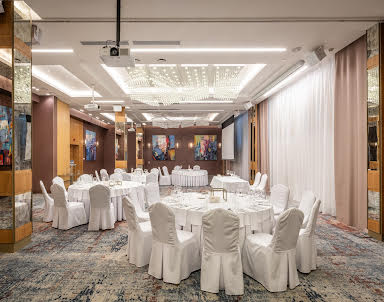  ресторан DoubleTree by Hilton Novosibirsk