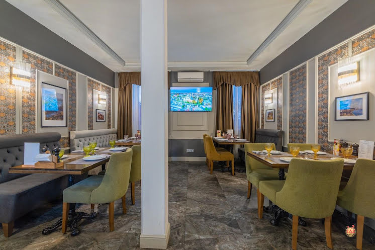 Основной зал в «Галата на Лиговском» фотография №8