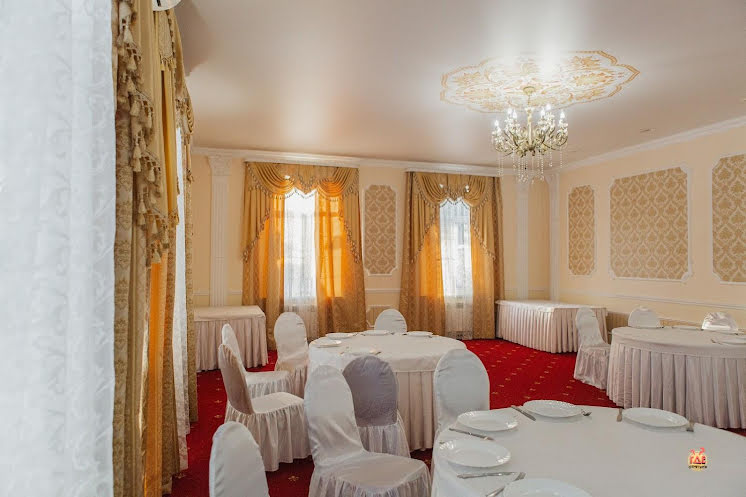 Зал "Дворцовый" в «Версаль» фотография №16