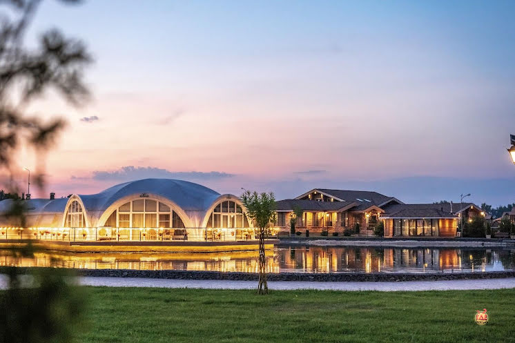 Банкетный зал «На озере» в «Green Club family» фотография №6