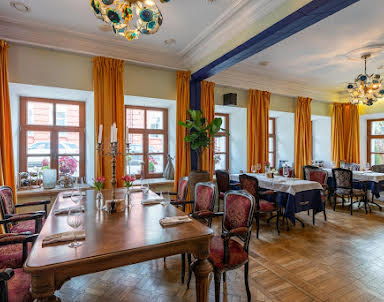  ресторан Lauren Parker