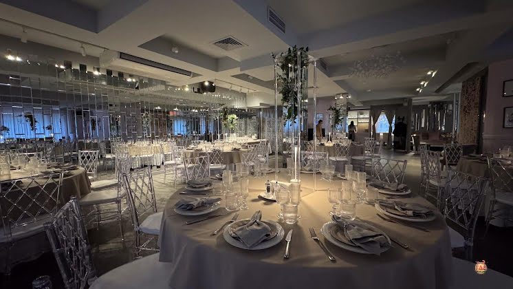 Зал большой  в «Catch на Академика Пилюгина» фотография №10