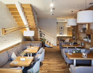  ресторан BONA на Есенина