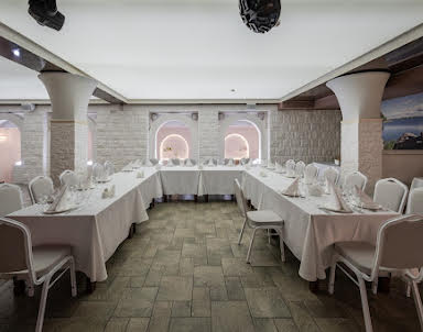 Новый год в Братина