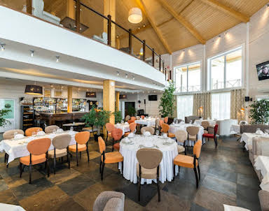  ресторан Vazuza Country Club