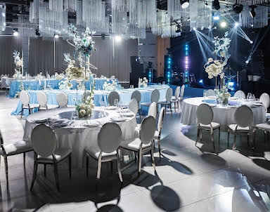  ресторан Jani Crystal