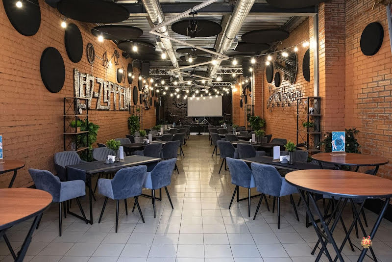 9PARROTS фотография №11