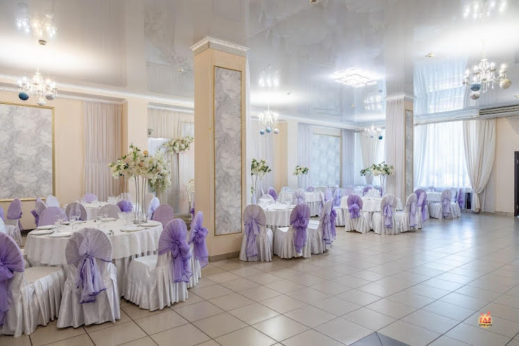 Основной зал в «Смак на Ямашева» фотография №1